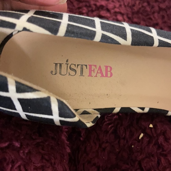 Heels - Picture 3 of 5